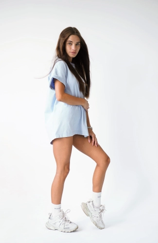 niebieska koszulka baby blue bok.jpg