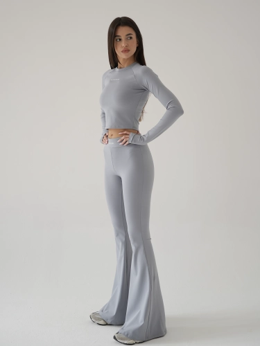 COOL GREY SZARY ZESTAW LEGGINSY DZWONY I TOP Z DLUGIM REKAWEM DLA WYSOKICH MISSDENIM.png