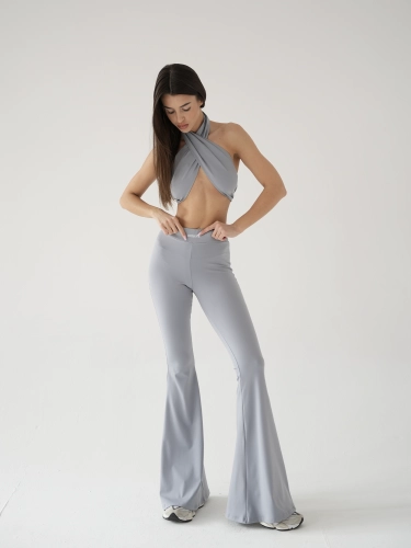 ZESATW COOL GREY ELASTYCZNE DZWONY SZARE MISSDENIM I TOP WIAZANY.png