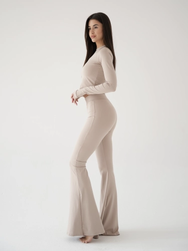 BEZOWY BEIGE ZESTAW DZWONY MISSDENIM.png