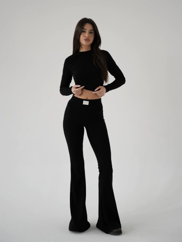 COZY BLACK FLASRED PANTS DZWONY MISSDENIM.png
