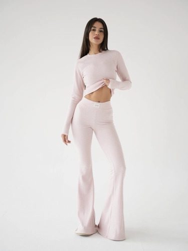 BABY PINK COZY ZESTAW MISSDENIM LONGSLEEVE BLUZKA Z DZWONAMI LEGGINS.png