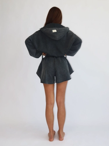 BLUZA CROP zestaw zip hoodie KOMPLET MISSDENIM FLIPPY BLUZA I SZORTY ROZKLOSZOWANE BLACK WASHED SPRANE CZARNE MISSDENIM SET TYŁ 2.png