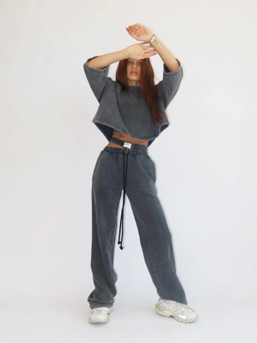 FLIPPY CROP TEE BLACK WASHED FLIPPY SKORTS ROZKLOSZOWANE SPODNIE DRESOWE.png