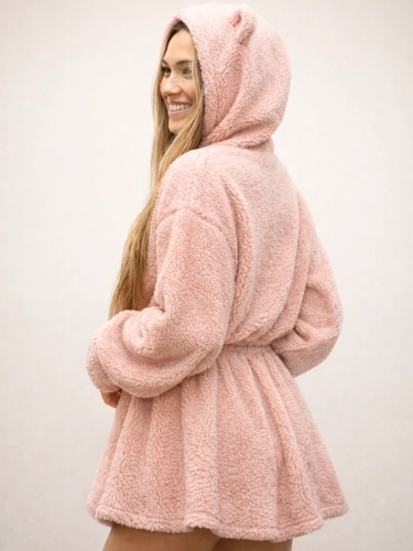 Pink Teddy Bear Hoodie packshot, pastelowa różowa bluza damska, Missdenim teddy hoodie, soft cozy pink hoodie, cute teddy bear design, womens pastel hoodie, różowa bluza teddy, kawaii pink hoodie, fluffy