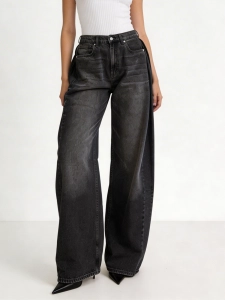 Black Pleated Baggy Jeans