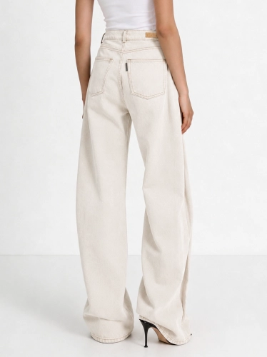 baggy white lampas (1).png
