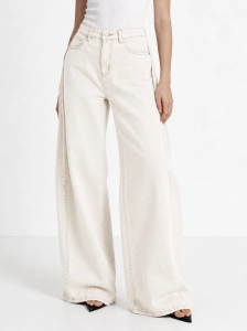 Vanilla Pleated Baggy Jeans