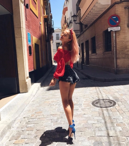 E37AE712-9C99-41DC-A1D2-96A194DB349B