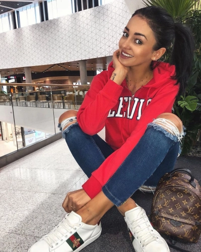 60245892_2241685279258829_3939518869189689344_o